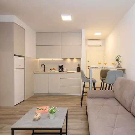 Adria Mare I Apartman *