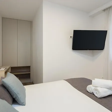 Adria Mare I Apartman Makarska