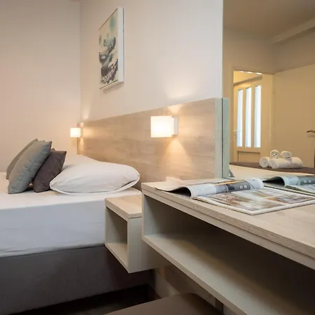 Adria Mare I Makarska