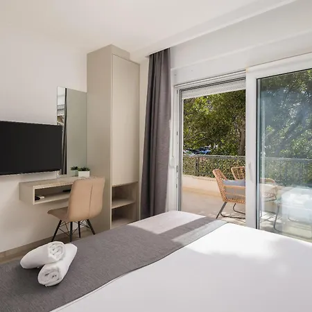 Adria Mare I Makarska